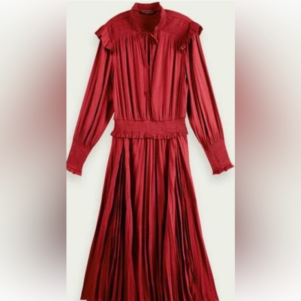 Long dress of wine color from Scotch and Soda. Small